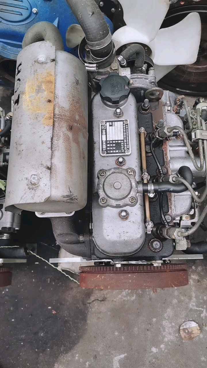 精品常柴三缸机