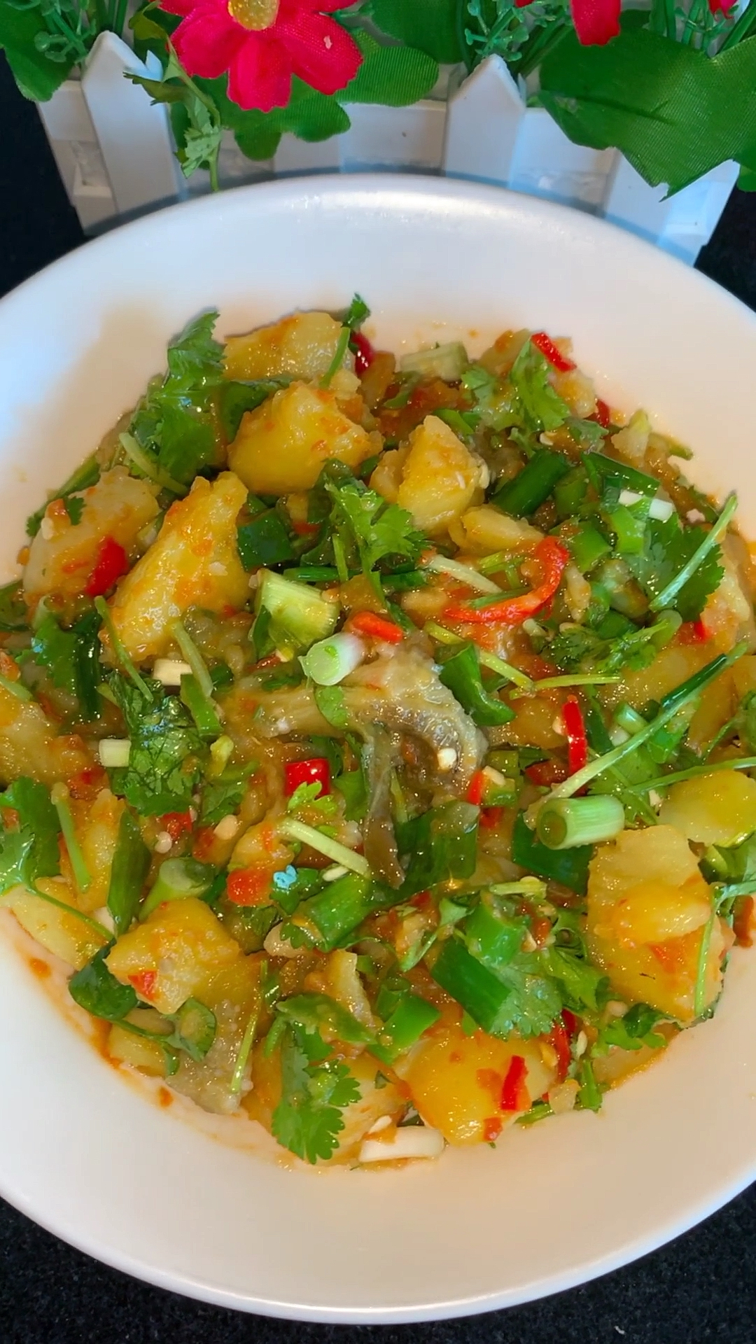 土豆茄子用酱拌一拌可好吃了-度小视