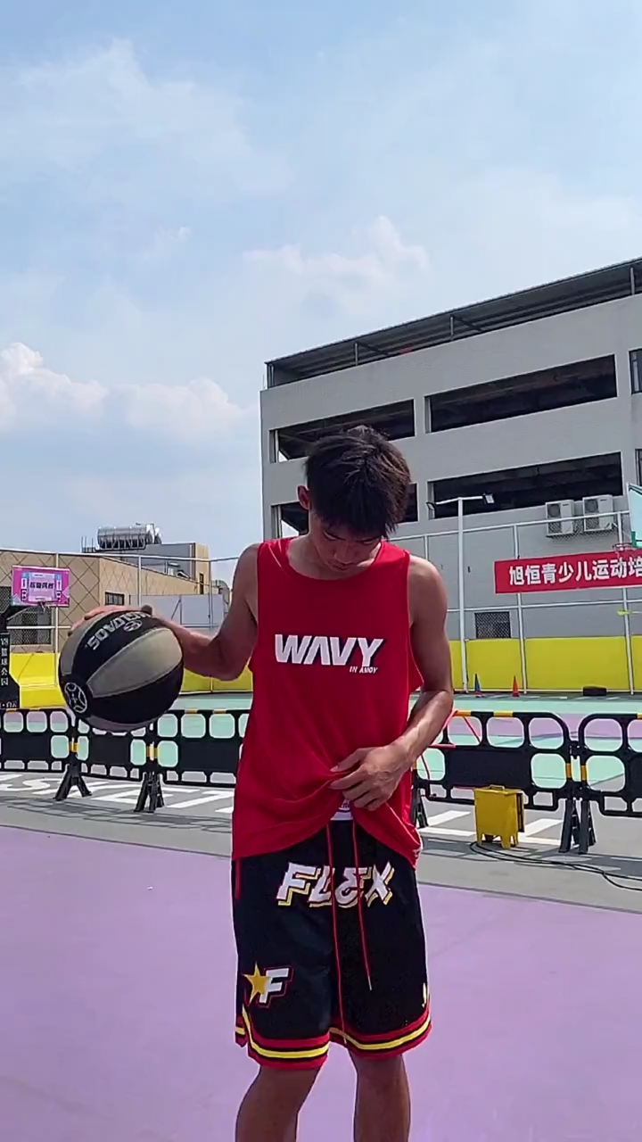 篮球#就一个字,帅?