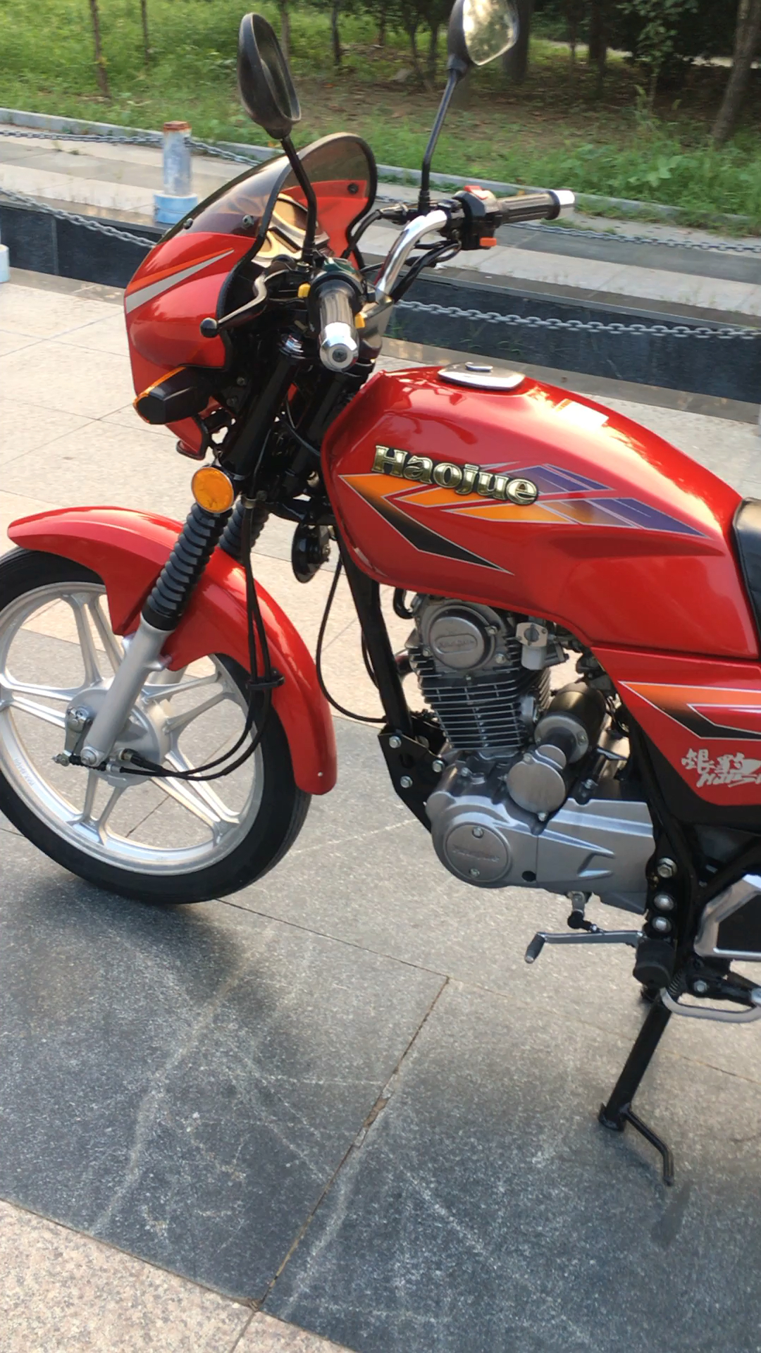 豪爵银豹王配150发动机当今热门车