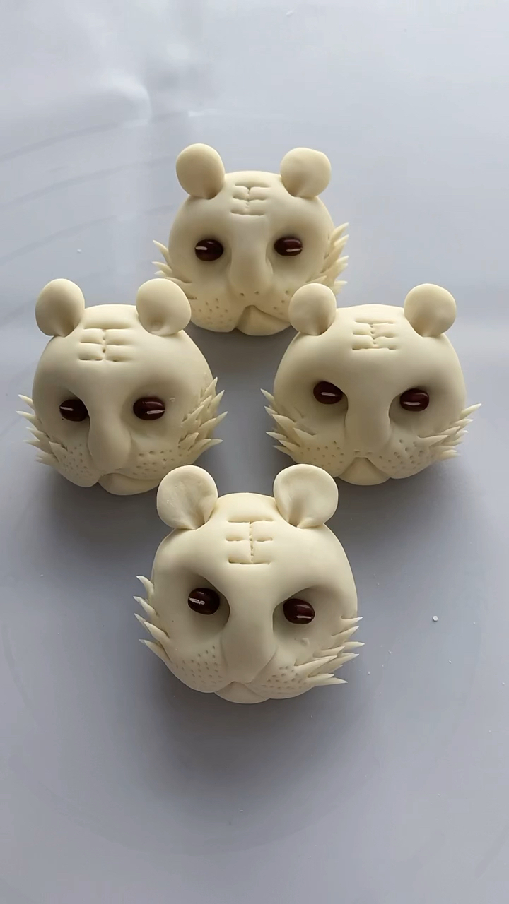 花样面食#小老虎馒头,你学会了吗?