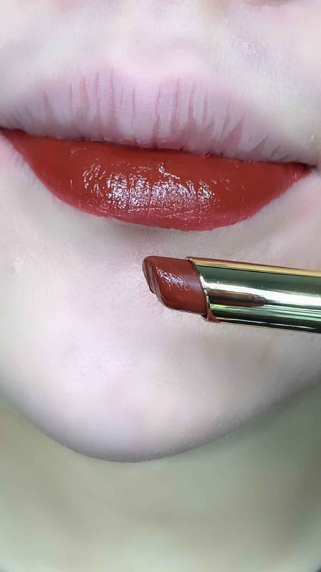 口红试色,焦糖红棕