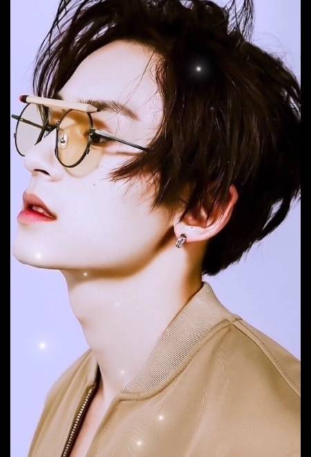 张哲瀚#感觉张哲瀚说他是糖果超甜时莫名可爱