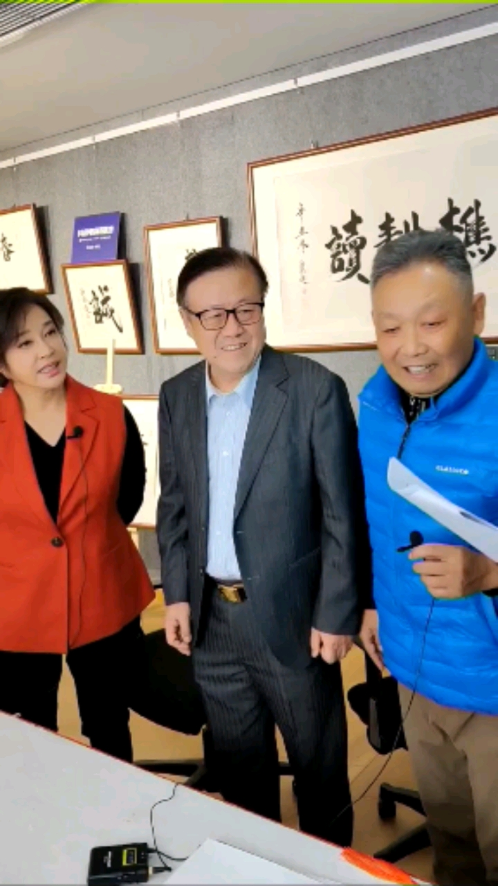 刘晓庆吴欢先生给刘晓庆介绍徐悲鸿孙子徐小阳