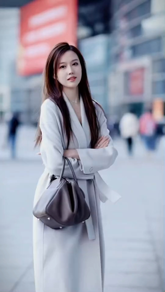 颜值大pk#最美女神牛牛,原名刘琴