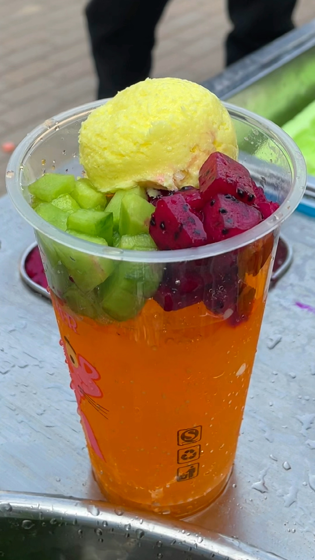 清凉夏日摇摇冰,冰冰凉凉又解暑,你喝了吗?-度小视