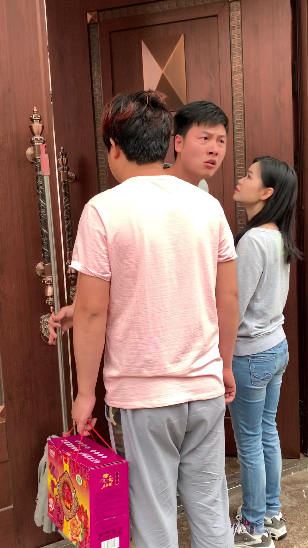 妹妹找了男朋友,哥哥的反应