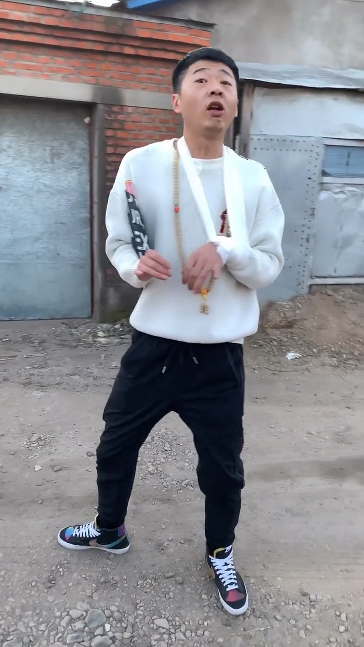 戏精#街溜子系列之都注意点