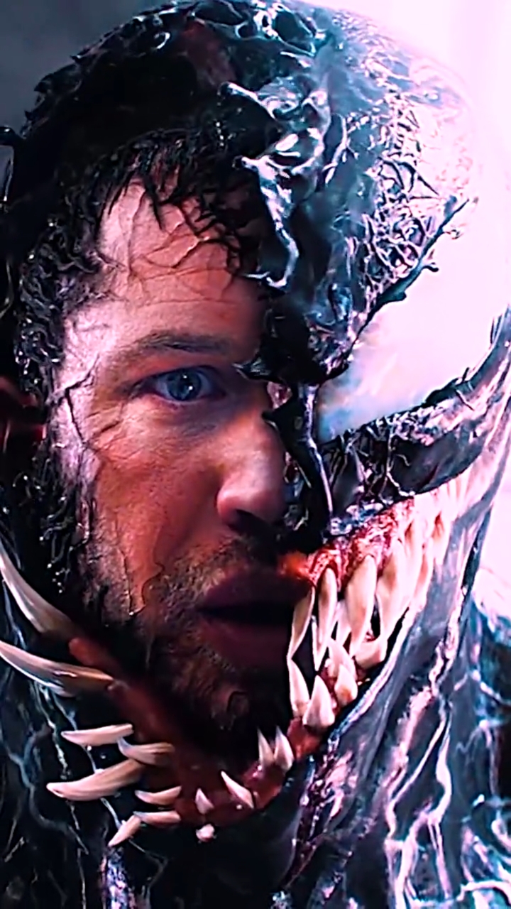 其实毒液还是蛮帅的,这好像是男神演的角色里,最怂的一个