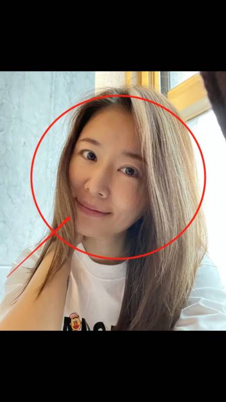 你好,夏天#林心如晒素颜照引关注,怼脸自拍超任性,45岁皮肤状态热让