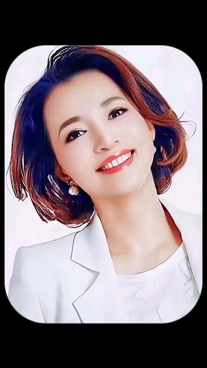 董卿#开心或者不开心,不如就笑一笑,没什么大不了的.