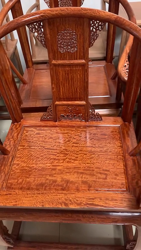 古典红木家具#精品大果紫檀皇宫椅,满虎皮纹