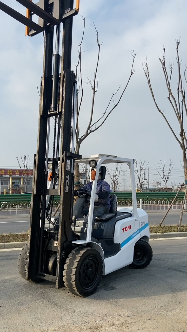 日本tcm优嘉力叉车