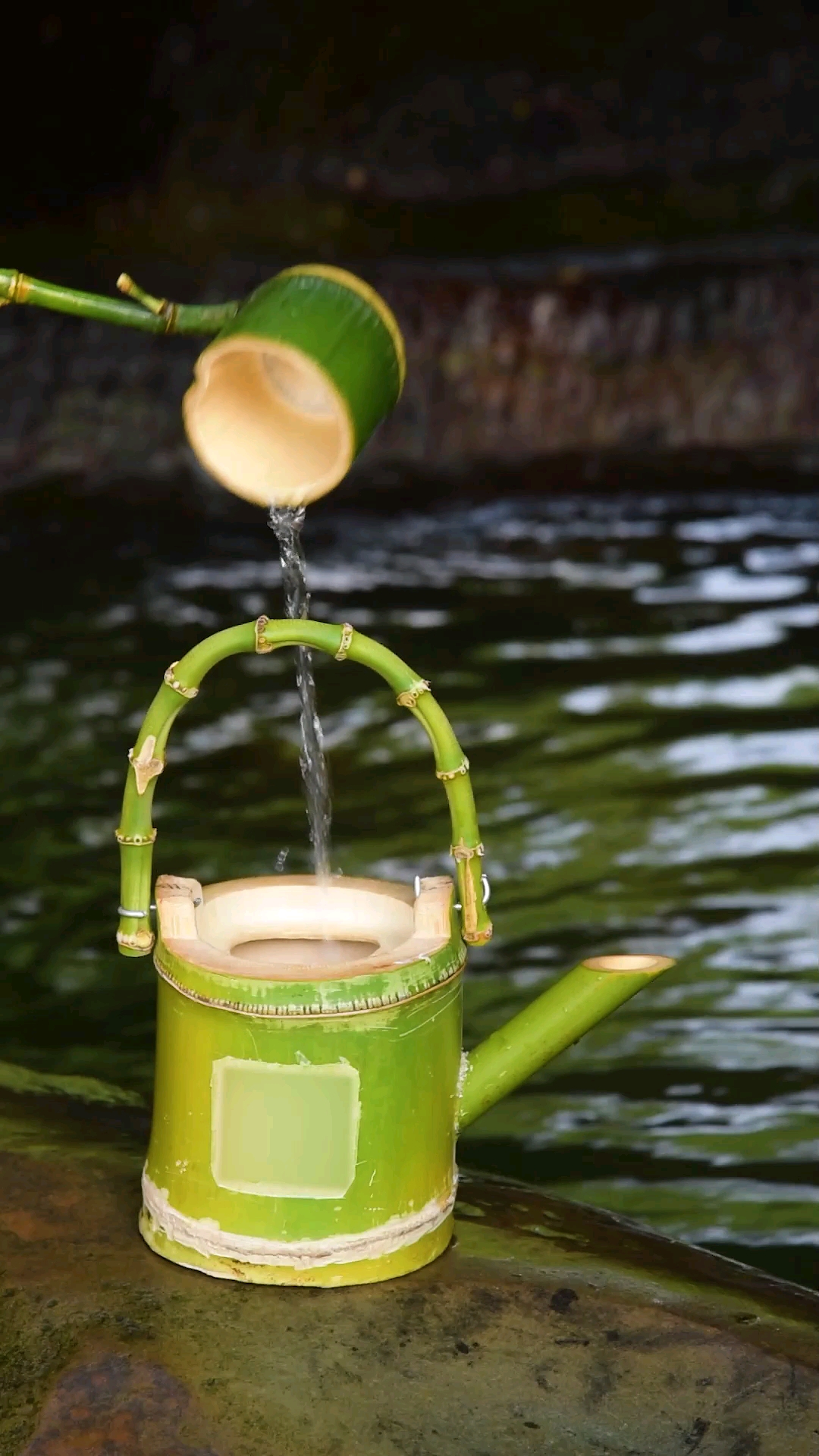 手工制作玻璃水壶碎了用竹子做一个