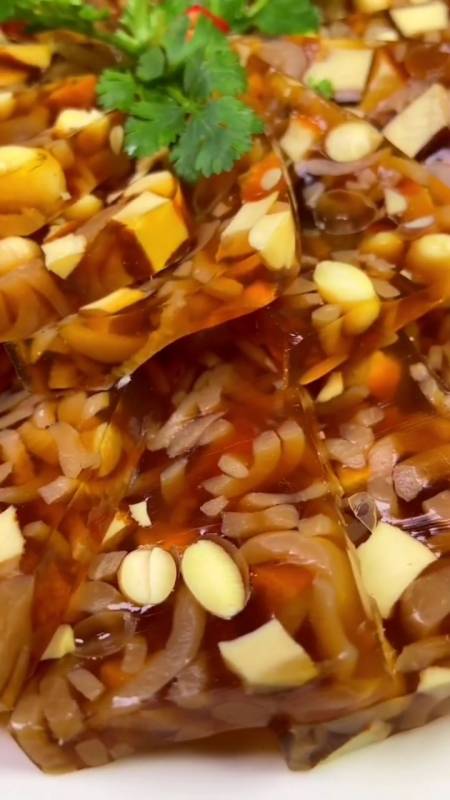 美食家常菜肉皮冻的做法#肉皮冻的新做法