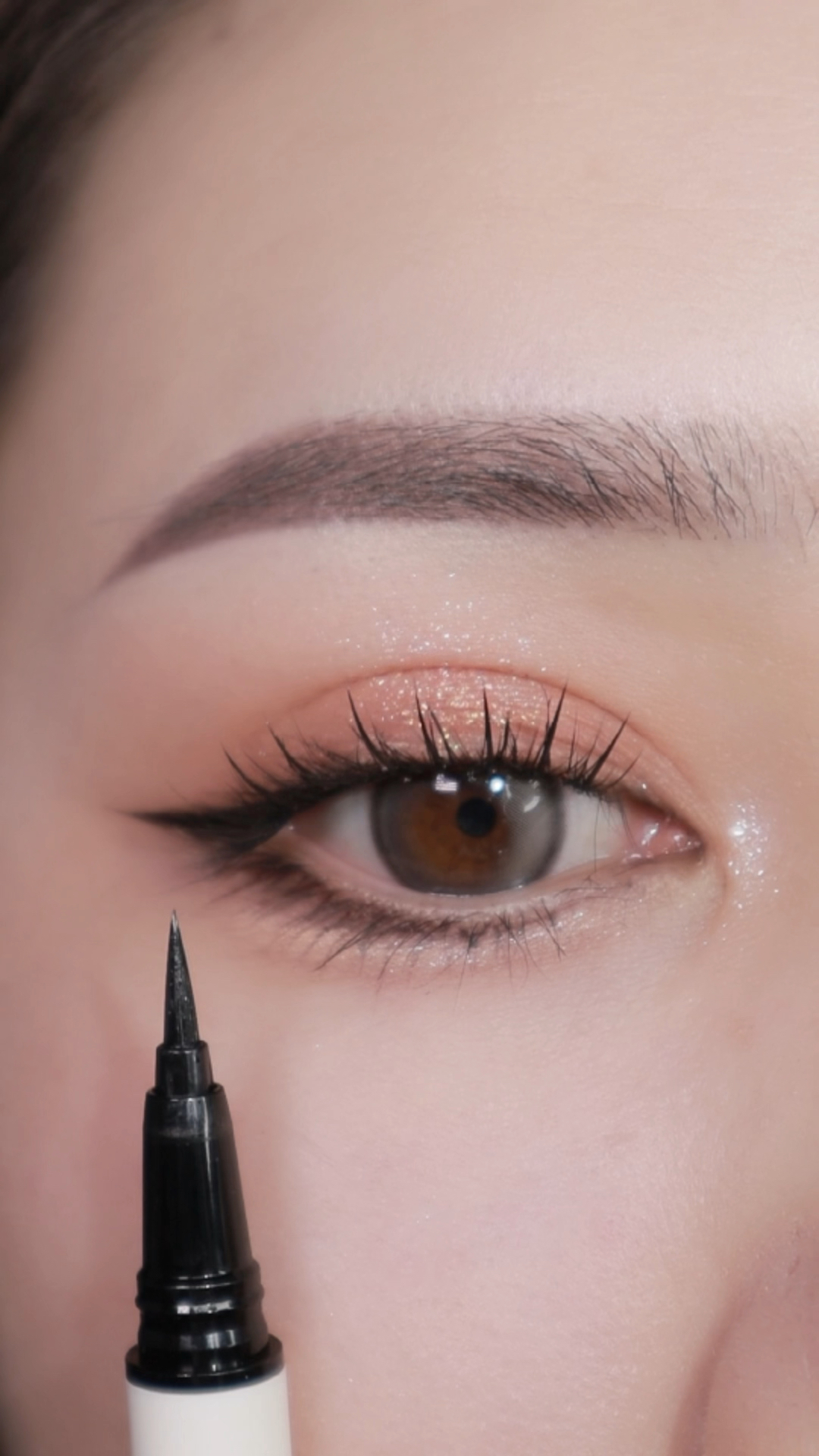 化妆前化妆后#新手半截眼线,有手就会-度小视