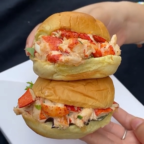美食#美味的蟹肉汉堡时刻
