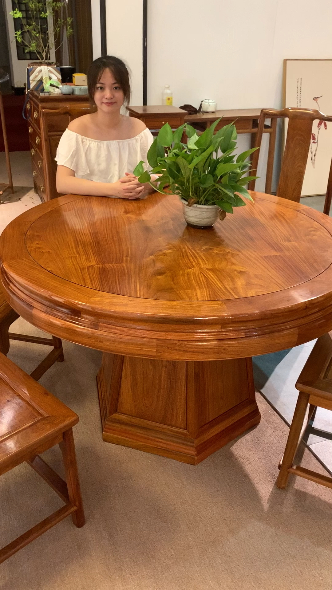 红木古典家具#缅花圆餐桌