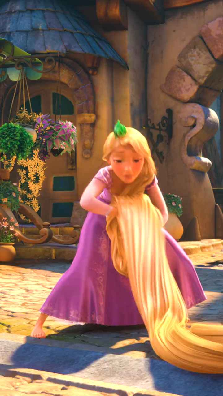 魔发奇缘#娃娃们给乐佩编小辫