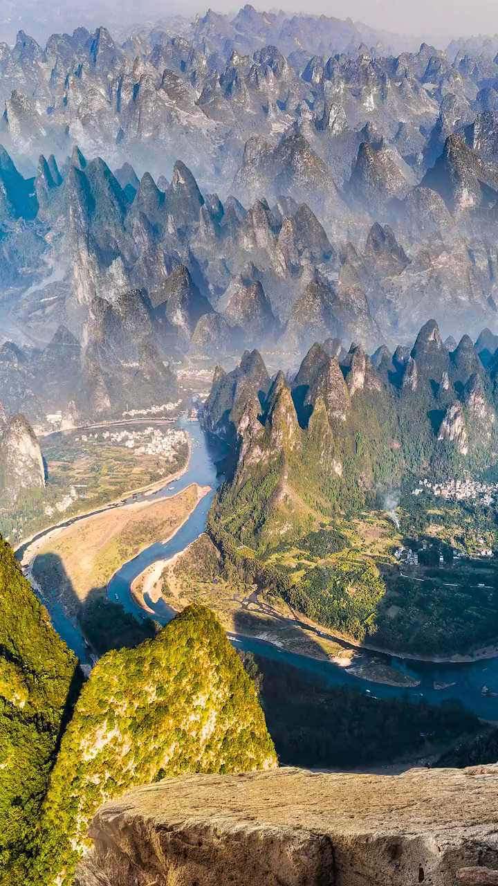 这样的山峰形式一看就是我们祖国的大好河山