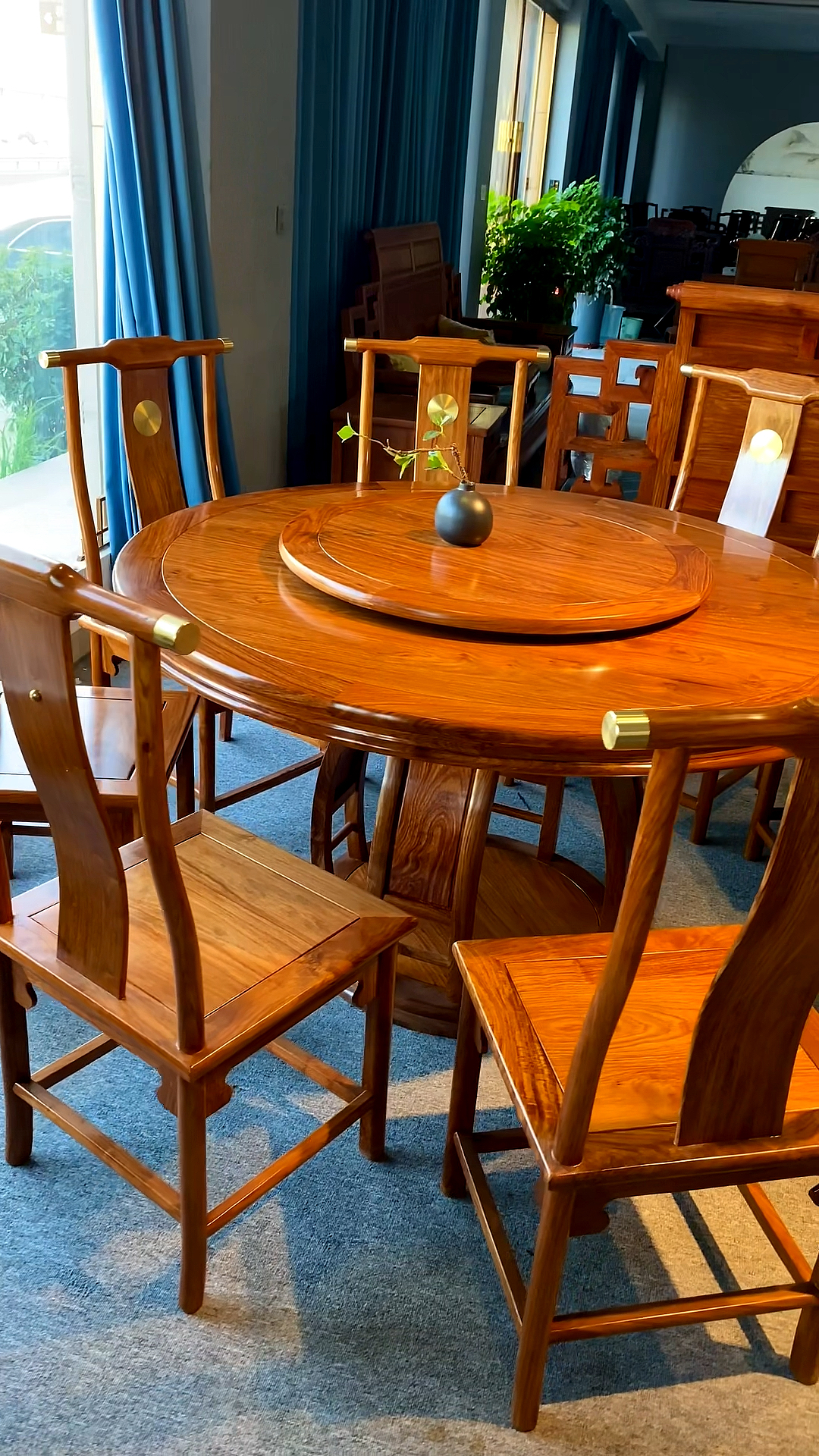 古典红木家具#刺猬紫檀1.38米明式圆桌-度小视