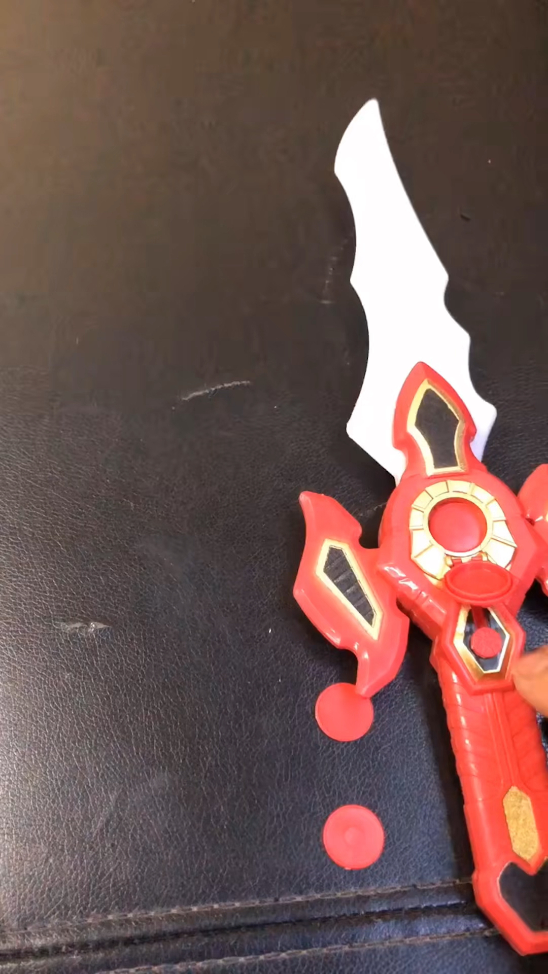 奥特曼发光大宝剑