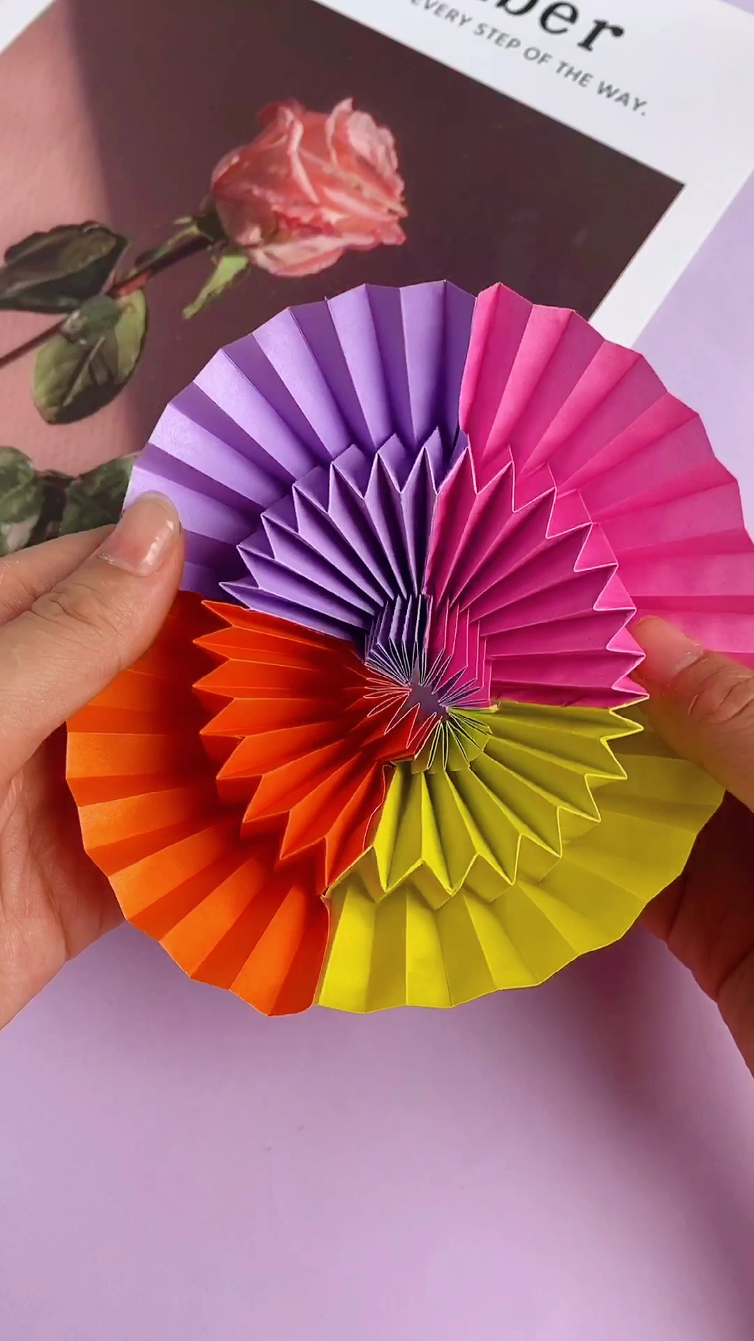 手工折纸#简单又解压的无限翻要不要试试呢?