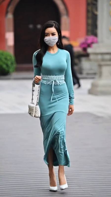 魅力四射#街拍女神#欣儿#无数美人在等你