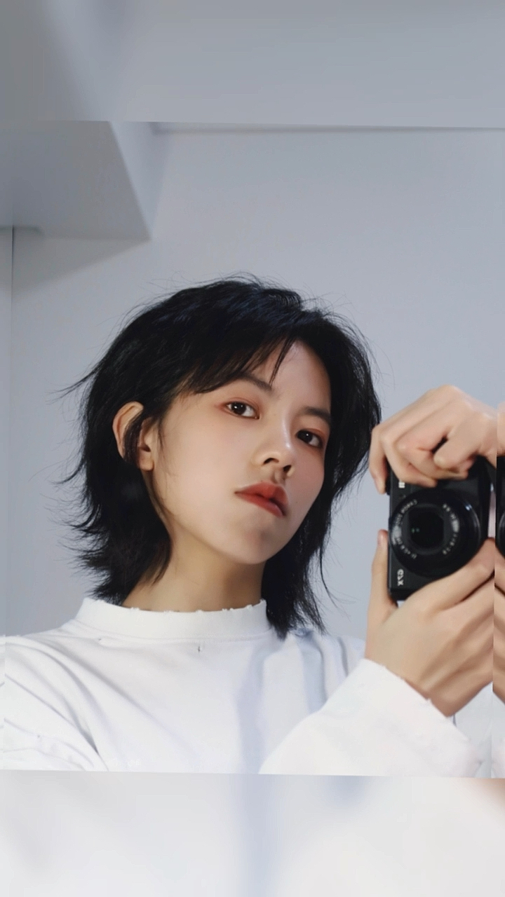 中性风发型,剪完酷到没有男朋友-度小视