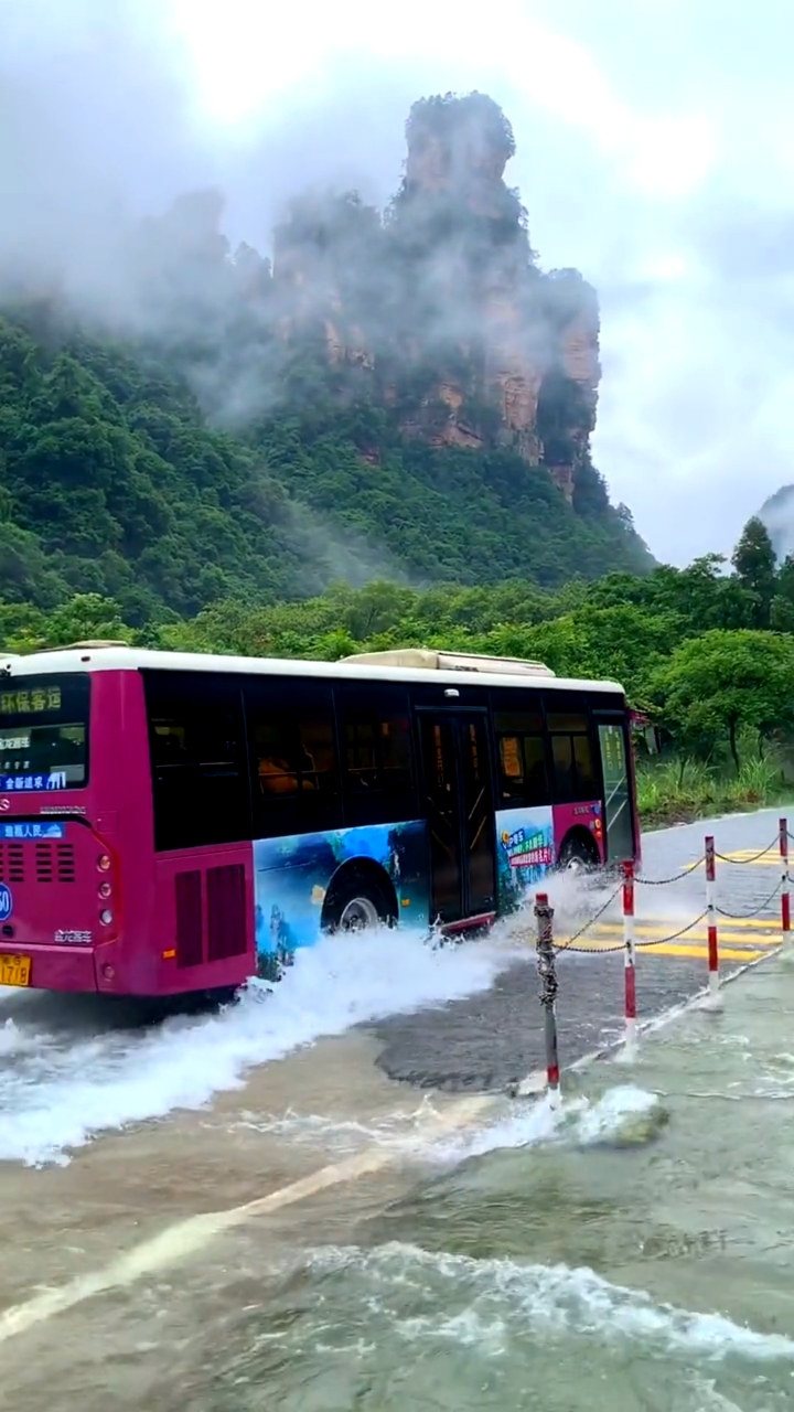 我要上热门#高邮漫水公路!