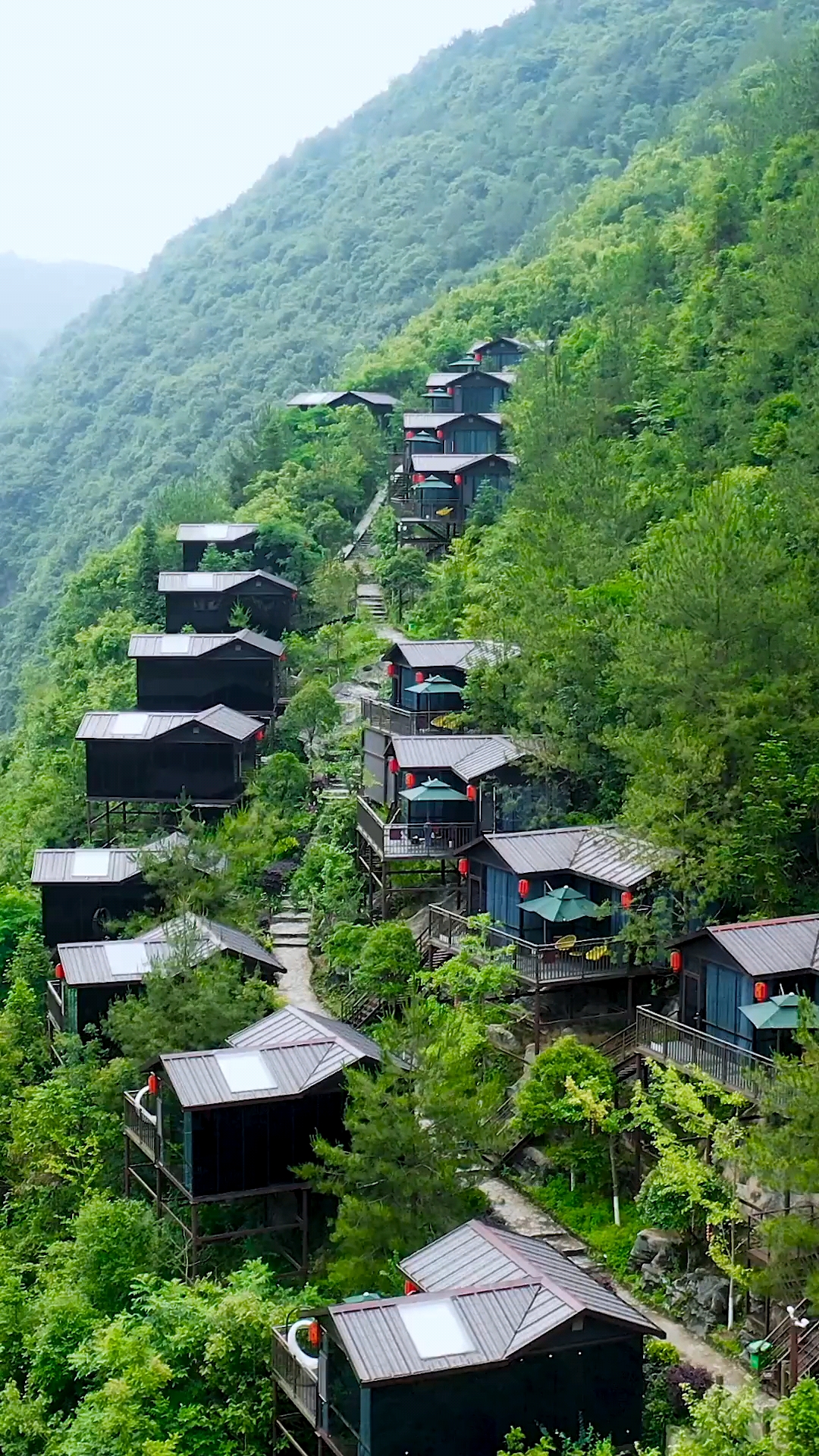 恩施:地心谷风景区