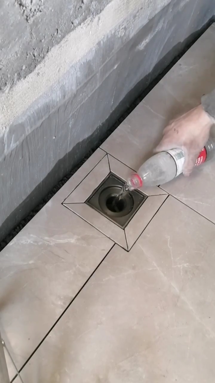 贴砖#地漏这样制作最实用