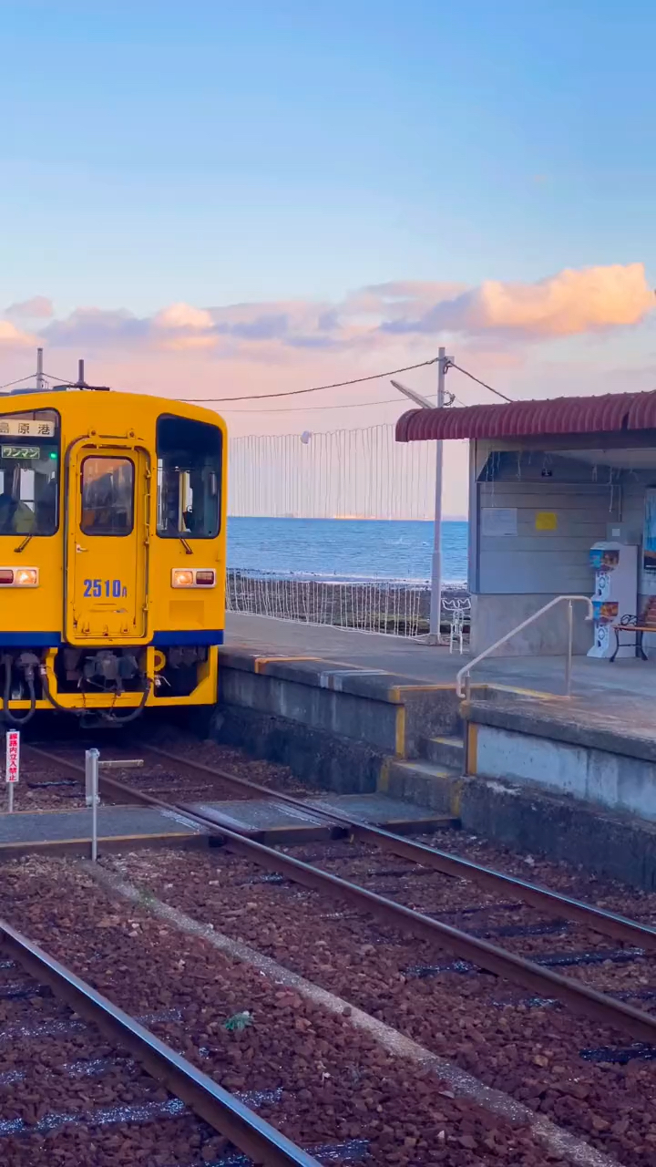 日本海滨电车铁轨美景