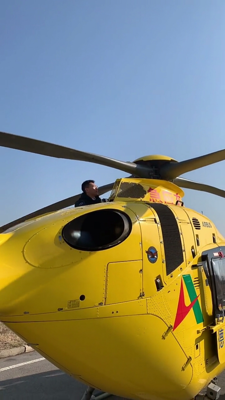 双发涵道尾桨直升机