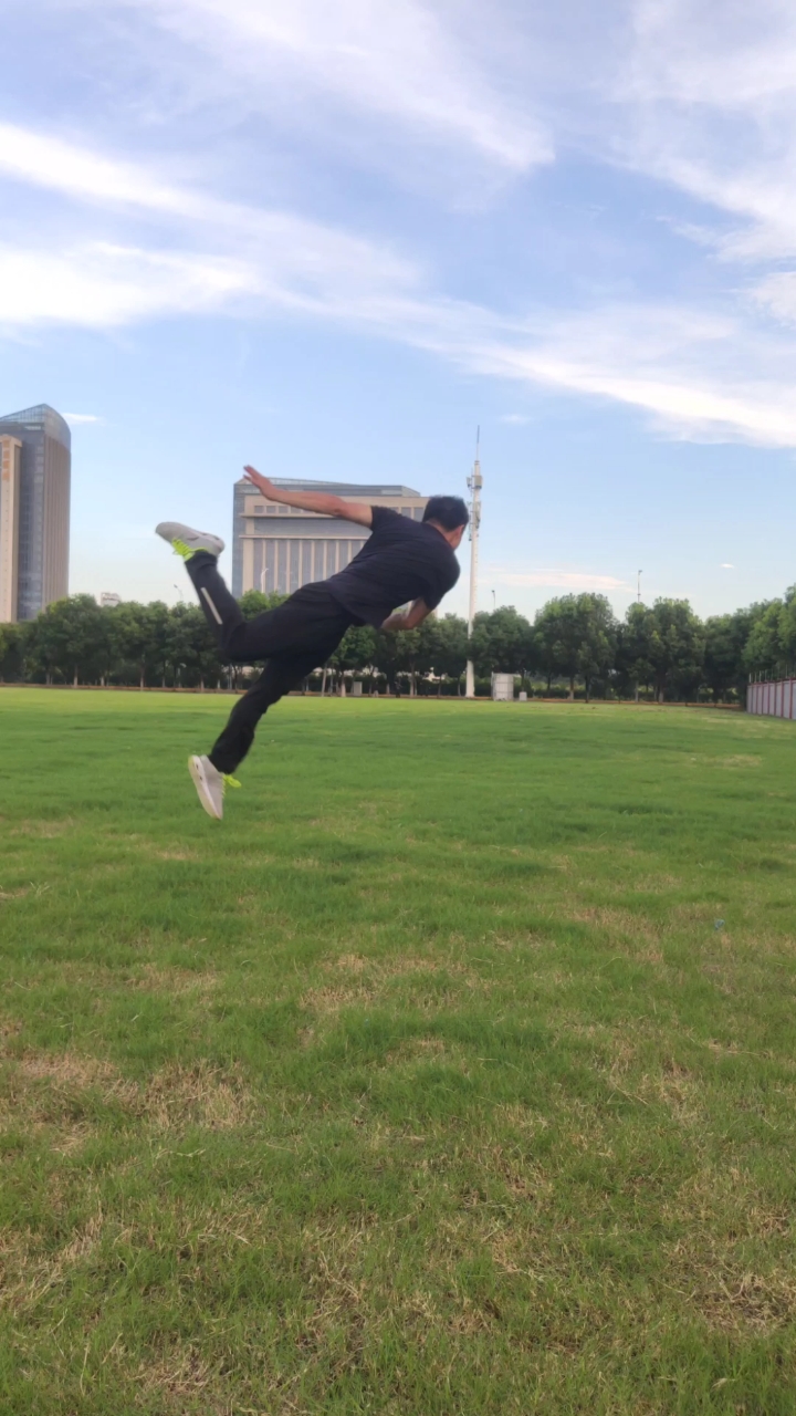 全民独门绝技咖#自学能练成旋子转体不容易啊