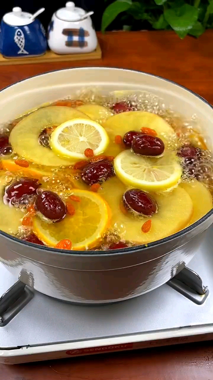 冰糖雪梨热橙汤