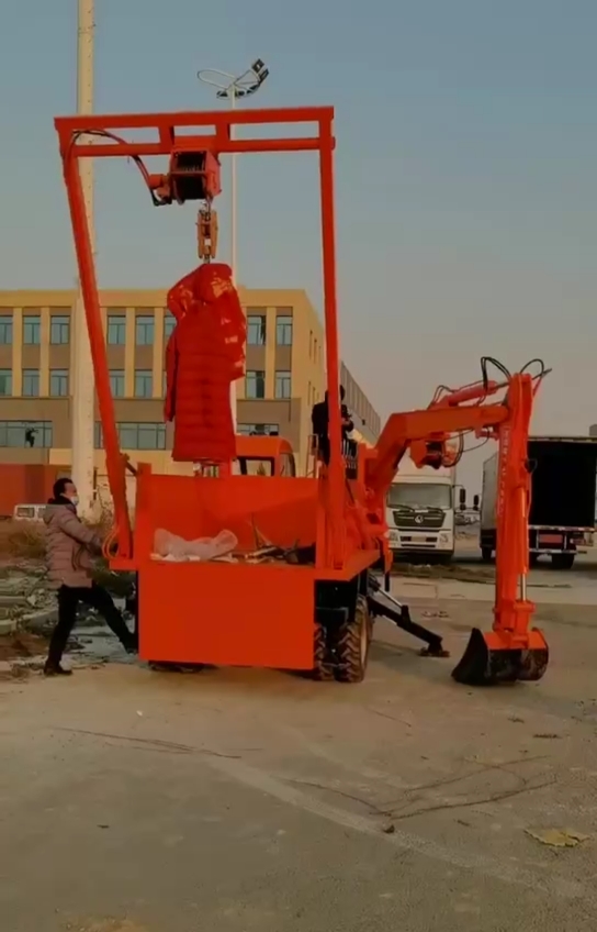 龙门吊下葬车吊挖运一条龙车厢可自卸省时省力省人工