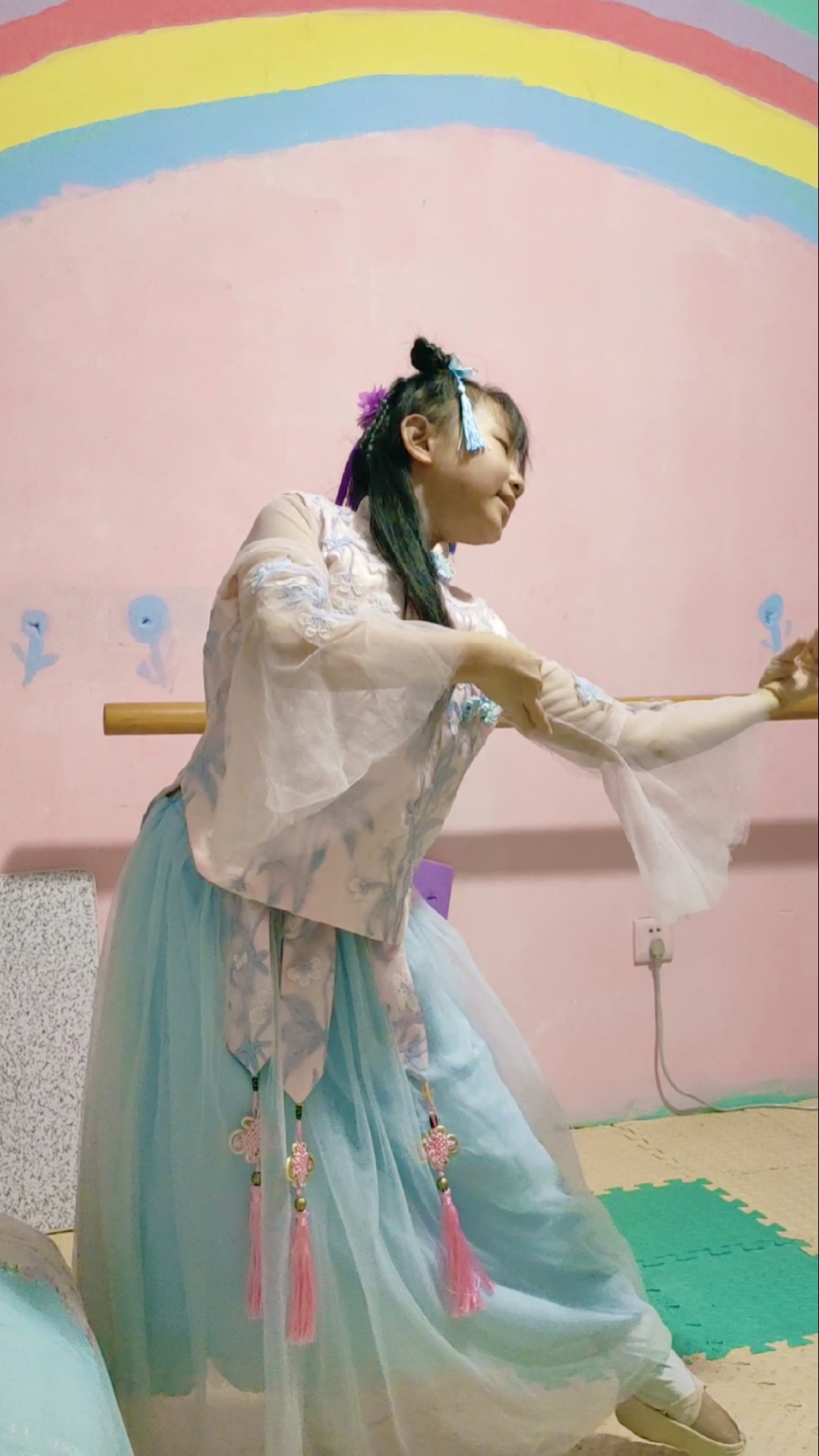 我跳舞我开心#小船摇跳的不错