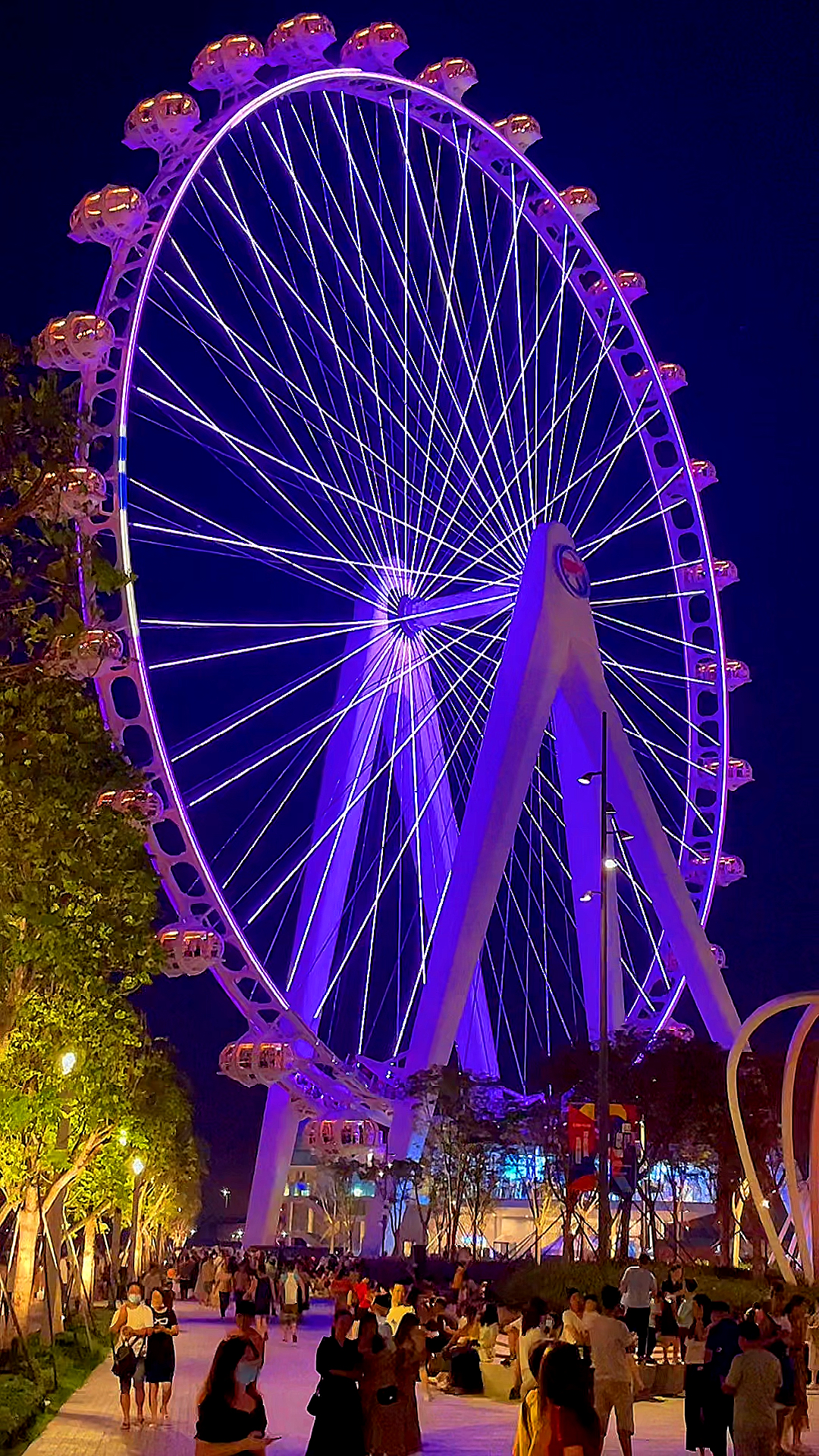 五一假期深圳欢乐港湾摩天轮