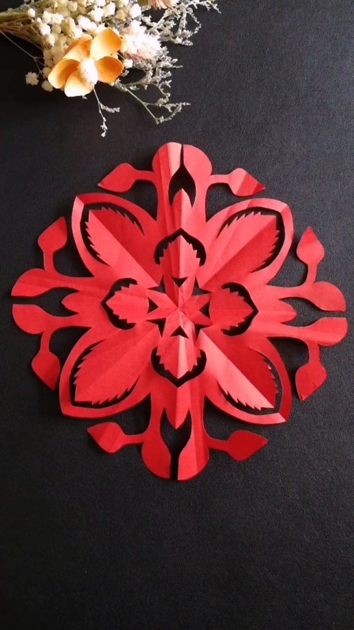 剪纸#零基础入门四角窗花剪纸