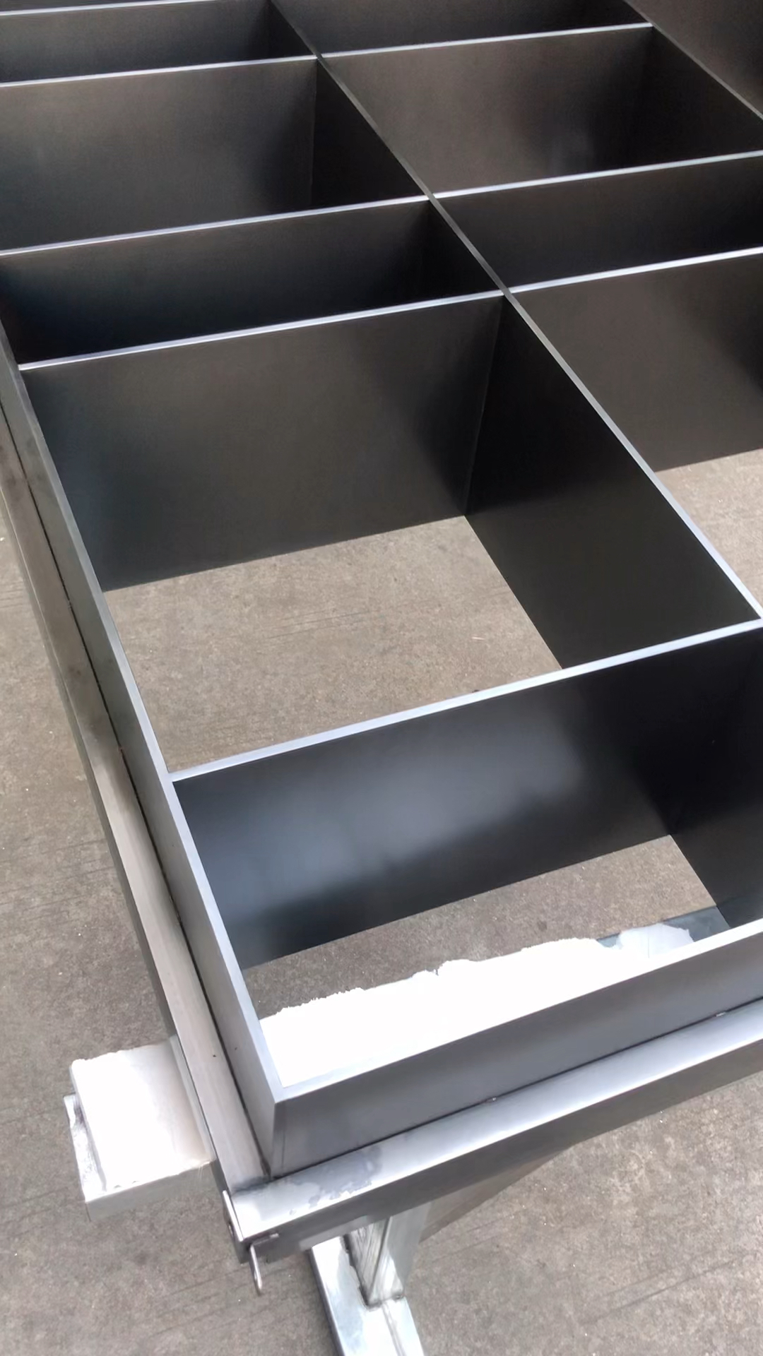 不锈钢金属制品#钢板柜枪灰色