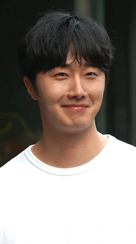 31岁的丁一宇年轻的像一位大学生