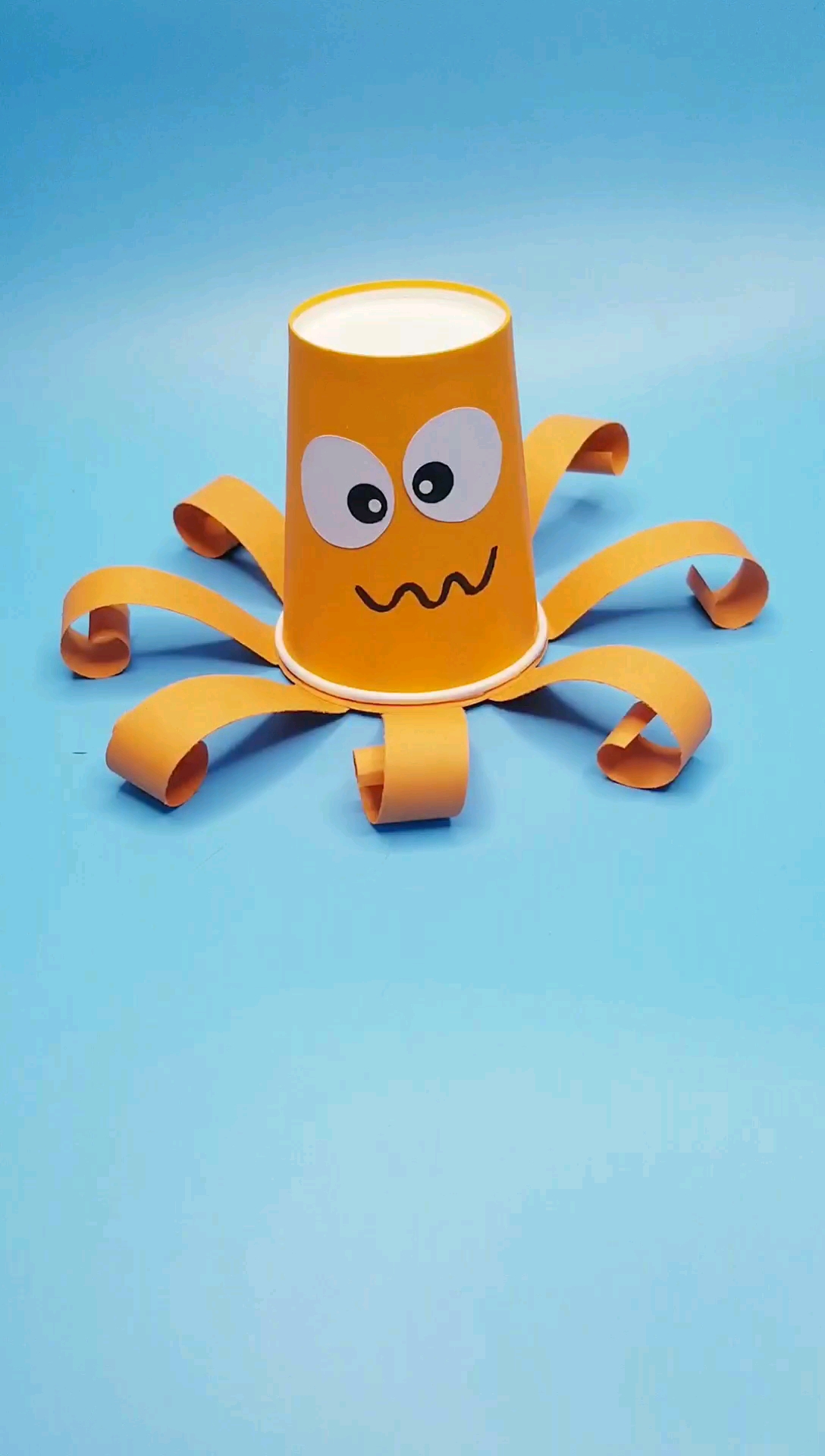 手工制作#纸杯变身萌萌的小章鱼,你们喜欢吗?-度小视