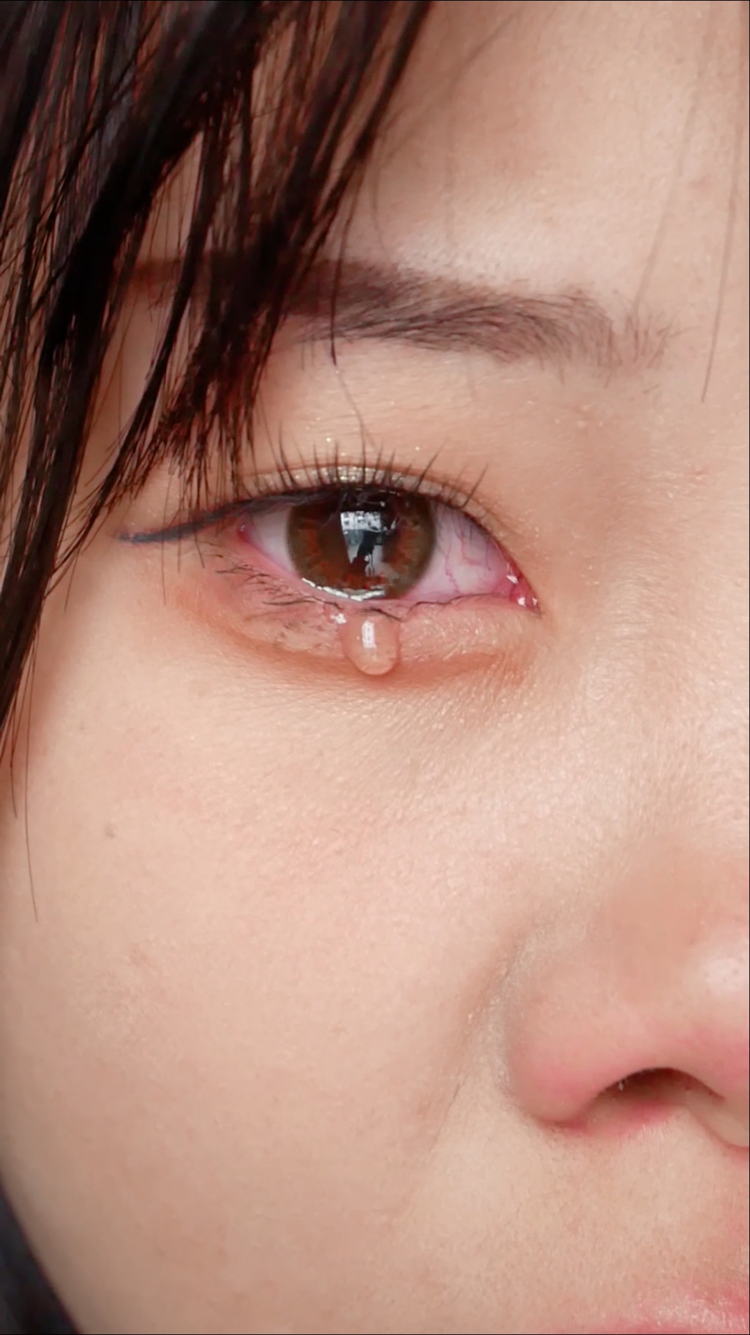 美女哭你安慰,我哭你说呸?