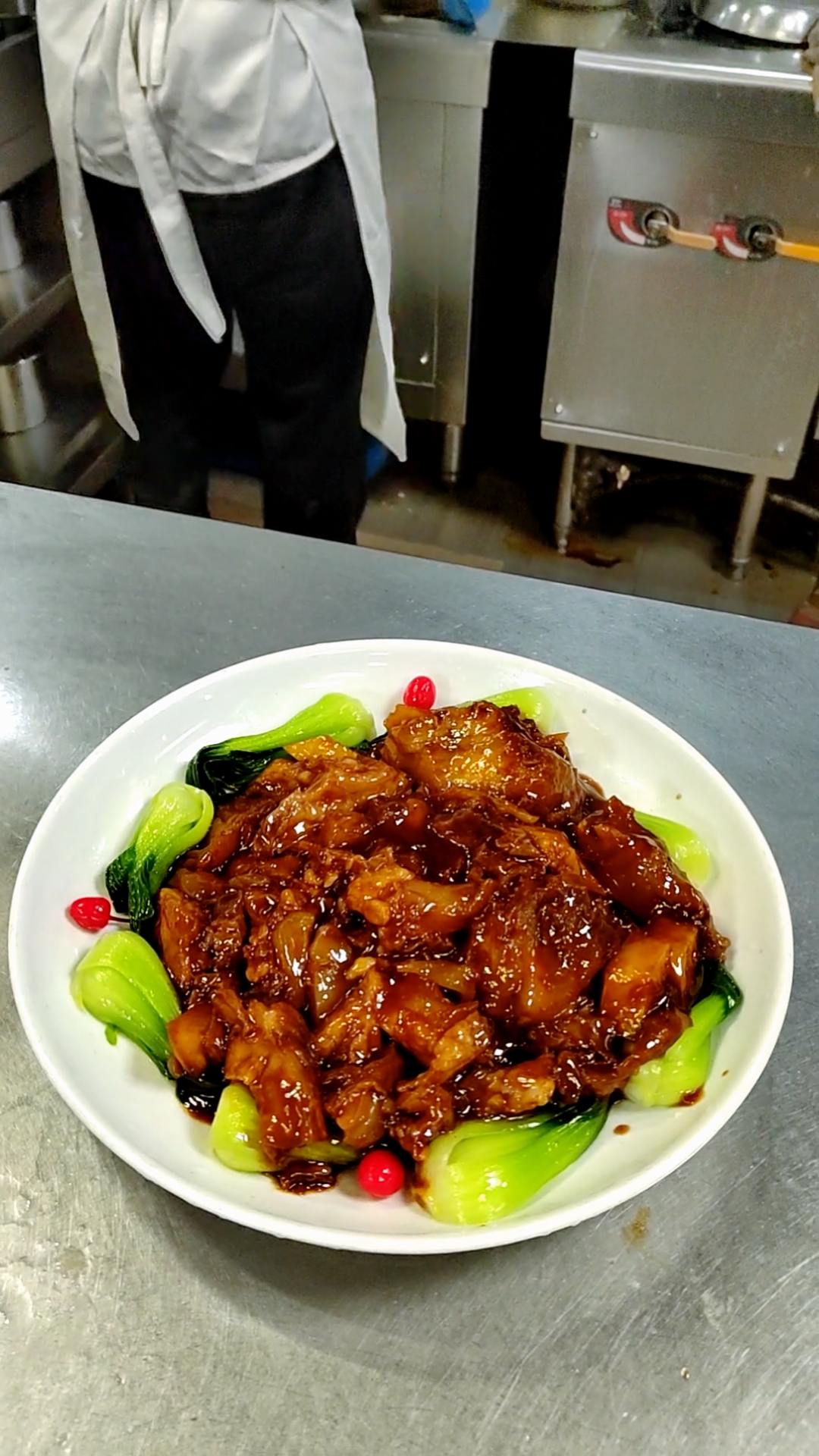 爱美食爱生活#红烧牛窝骨,真有食欲呀-度小视