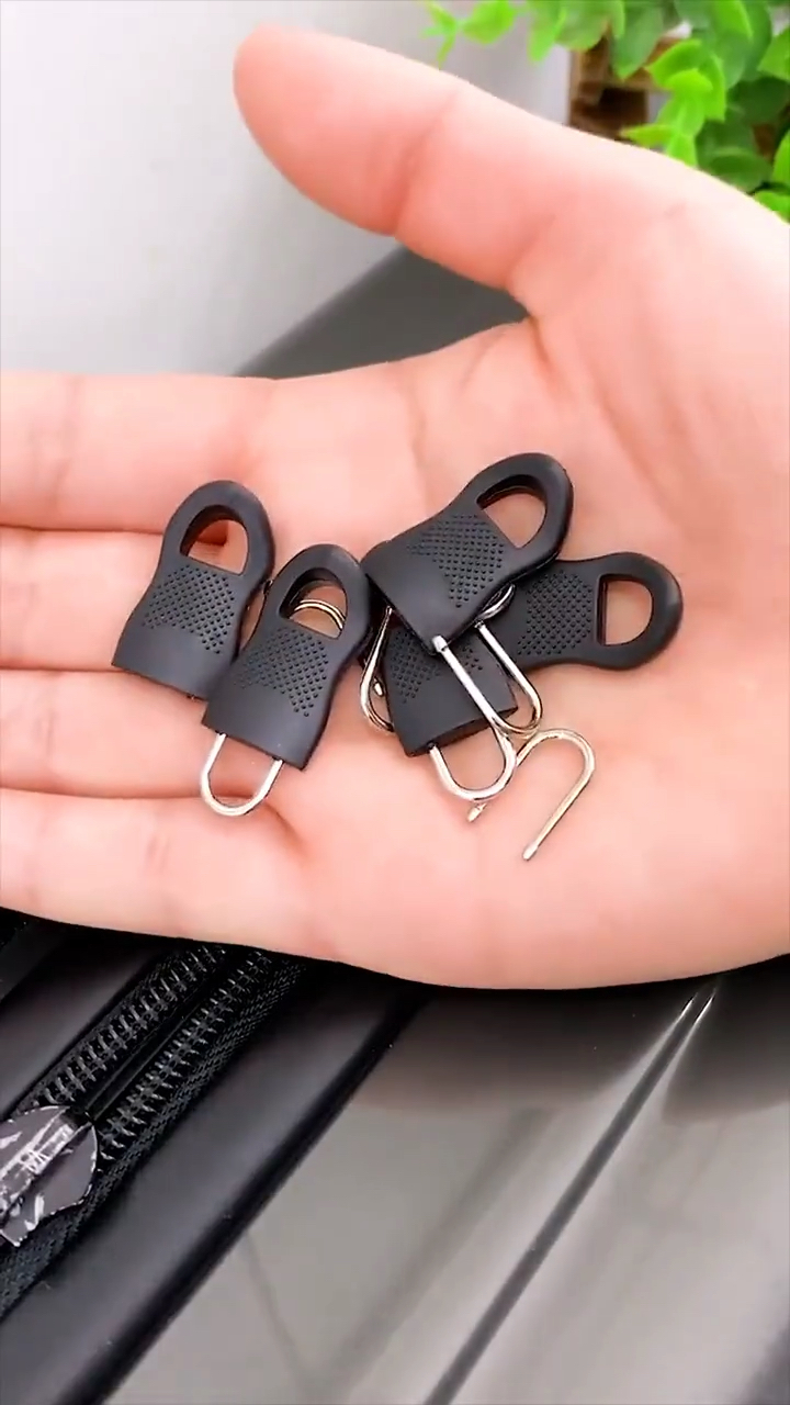 我要上热门衣服拉链坏了怎么办试试这个可拆卸拉链头轻松装好