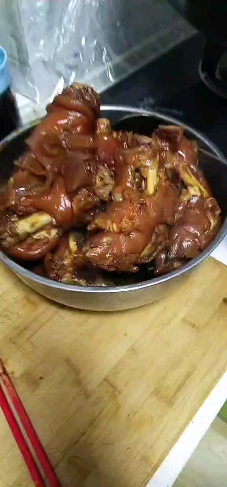 卤猪蹄子
