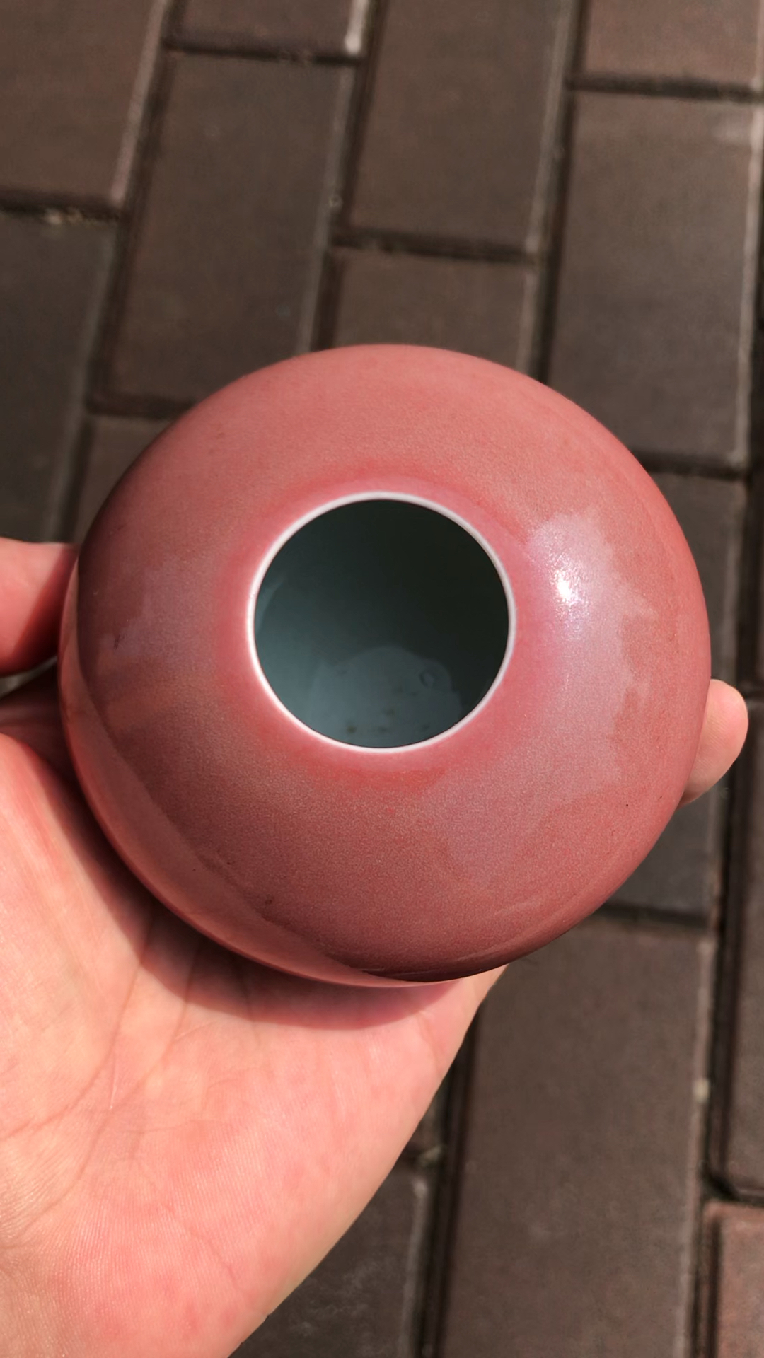 今天收获了一只豇豆红水盂,分享给大家一起学习.谢谢