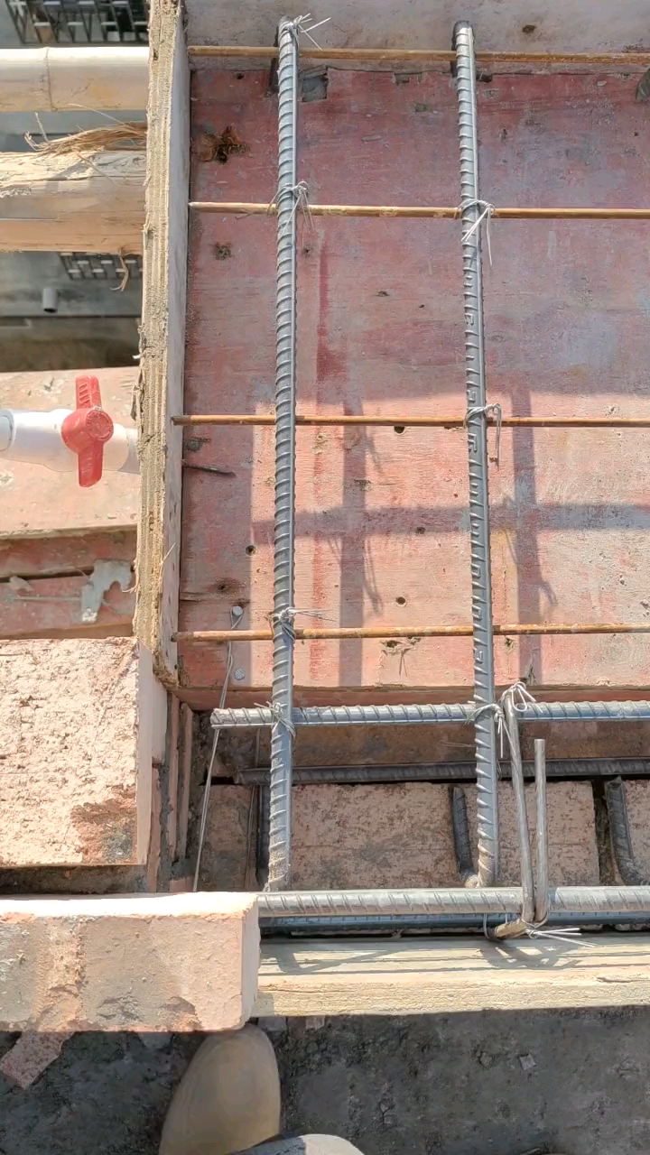 钢筋混凝土#50公分的飘窗你敢住吗?