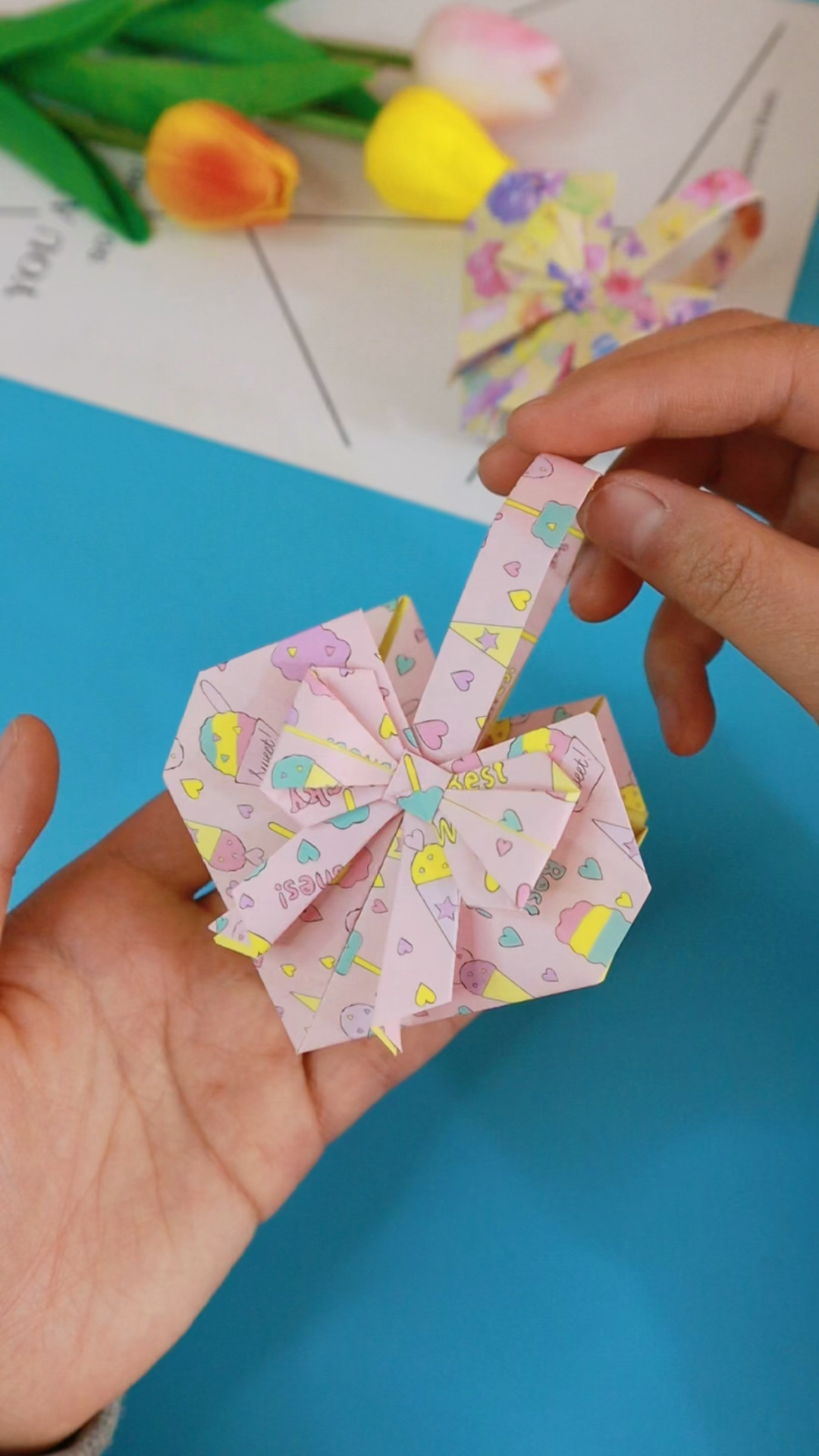 手工制作折一只爱心小篮子